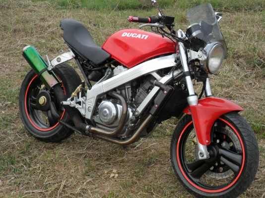 ขาย//แลก//เทริน //รถสตั้นสวย สวย  HONDA BROS  400    อินวอยค์  แต่งดูคาติ รูปเยอะ    56000