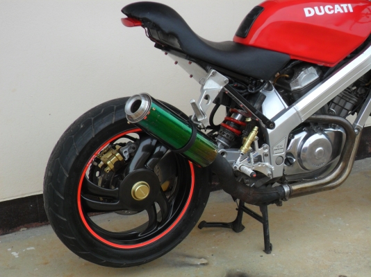 ขาย//แลก//เทริน //รถสตั้นสวย สวย  HONDA BROS  400    อินวอยค์  แต่งดูคาติ รูปเยอะ    56000