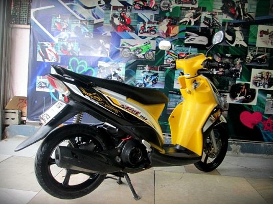 mio 115i cc.สีขาวเหลืองดำ ตัวล้อแมกซ์ ระบบหัวฉีดอัจฉริยะ ประหยัดนํ้ามัน 19900 mio 115i cc.สีขาวเหลืองดำ ตัวล้อแมกซ์ ระบบหัวฉีดอัจฉริยะ ประหยัดนํ้ามัน 19900