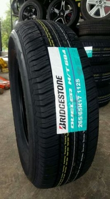 ขายยางใหม่ปี17 265/65r17 Bridgestone d684ll
