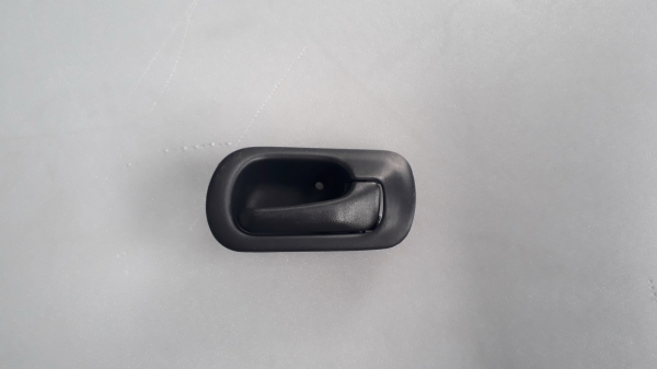 มือเปิดประตูใน ข้างขวา Honda civic ปี 1996-2000 มือเปิดประตูใน ข้างขวา Honda civic ปี 1996-2000