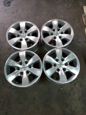 ล้อ Vigo 6/139 ขอบ 16 กว้าง 7 สภาพสวยๆ 1ชุด