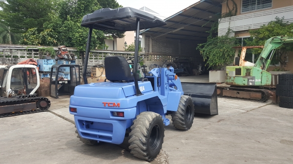 ขาย รถตัก TCM รุ่น 804 มือสองญี่ปุ่น เอวอ่อน ทำงานไว เกียร์ทอร์ค กระบวยใหญ่ สวยพร้อมใช้งาน  มือถือ 0818753444