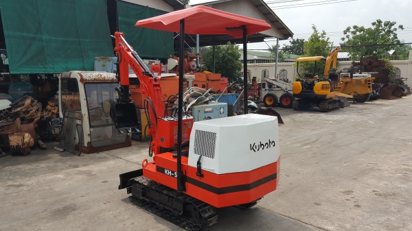 ขาย รถขุด KUBOTA รุ่น KH5 มือสองญี่ปุ่น แทรกเหล็ก สลัก บูทเอวแน่น 100\% สวยพร้อมใช้งาน (ขึ้นรถปิคอัพได้) มือถือ 0818753444