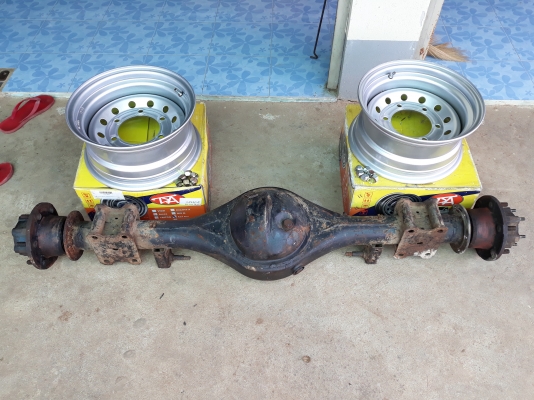 ขายเพลาล้อ Isuzu แอ้ว สำหรับทำเทเลอร์ ขายเพลาล้อ Isuzu แอ้ว สำหรับทำเทเลอร์