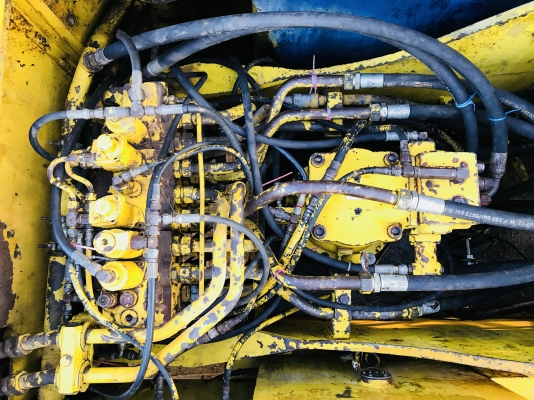 ขาย KOBELCO SK200มาครทรี ยูตานิ ไฟฟ้าตัด เครื่องปั๊มดี ช่วงล่างเต็ม เฟรมสวย เอกสารเล่มทะเบียน ขาย KOBELCO SK200มาครทรี ยูตานิ ไฟฟ้าตัด เครื่องปั๊มดี ช่วงล่างเต็ม เฟรมสวย เอกสารเล่มทะเบียน