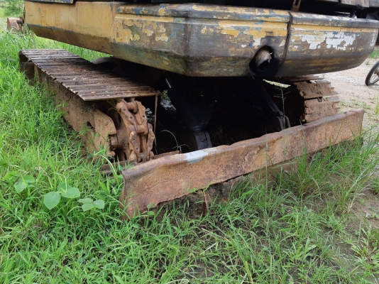 โคมัตสุ 40-3 รถใช้งานได้ขายตามสภาพ 120,000