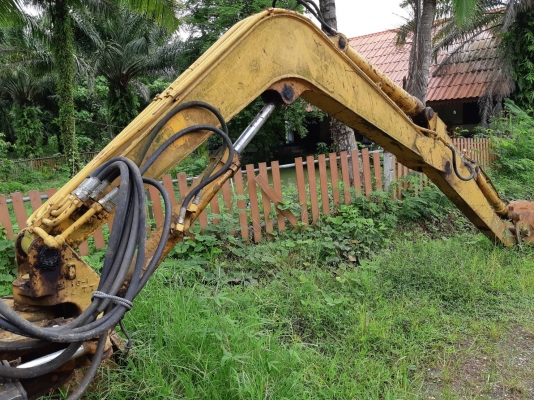 โคมัตสุ 40-3 รถใช้งานได้ขายตามสภาพ 120,000