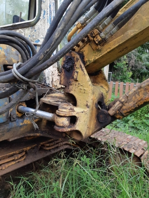 โคมัตสุ 40-3 รถใช้งานได้ขายตามสภาพ 120,000