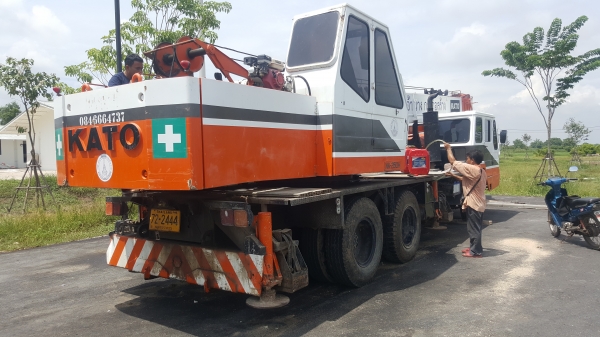 ขายรถเครน KATO 20 H ตัน ราคา 1,660,000 บาท
