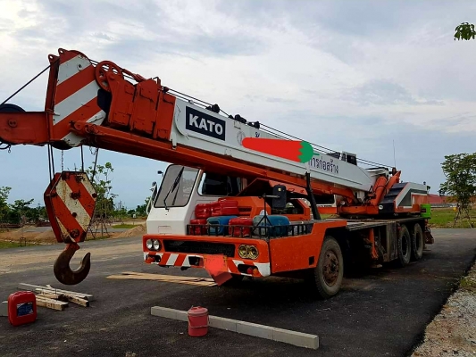 ขายรถเครน KATO 20 H ตัน ราคา 1,660,000 บาท