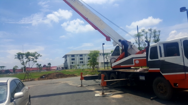 ขายรถเครน KATO 20 H ตัน ราคา 1,660,000 บาท