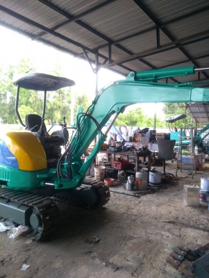 รถแบคโฮ KOMATSU 30MR รถเก่านอกนำเข้า ยังไม่เคยใช้งานในไทย เครื่องดี ปั๊มดี มีลายแย็กติดมาจากนอก สภาพพร้อมใช้งาน มีเอกสารใบอินวอยซ์