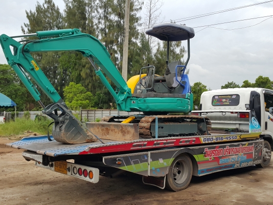 รถแบคโฮ KOMATSU 30MR รถเก่านอกนำเข้า ยังไม่เคยใช้งานในไทย เครื่องดี ปั๊มดี มีลายแย็กติดมาจากนอก สภาพพร้อมใช้งาน มีเอกสารใบอินวอยซ์