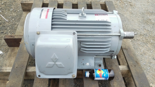 มอเตอร์ Mitsubishi 10 HP 220V เหมือนใหม่!!