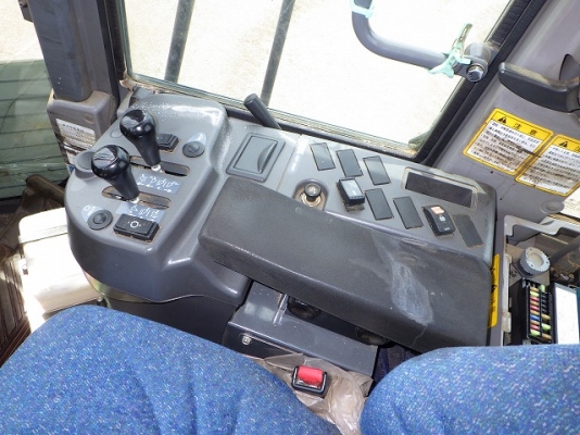 ขายรถตัก ยี่ห้อHITACHI รุ่น ZW180 ขายรถตัก ยี่ห้อHITACHI รุ่น ZW180