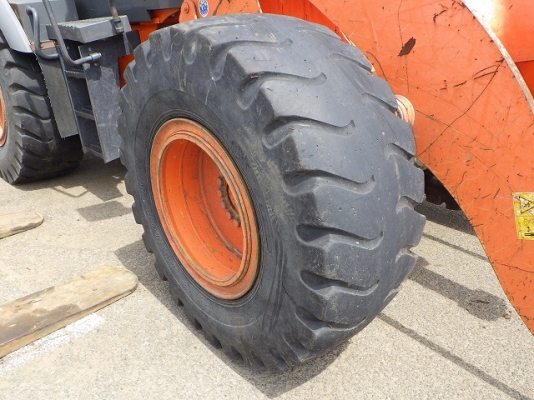 ขายรถตัก ยี่ห้อHITACHI รุ่น ZW180 ขายรถตัก ยี่ห้อHITACHI รุ่น ZW180