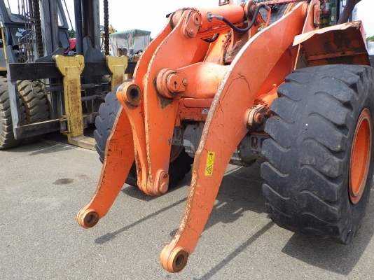 ขายรถตัก ยี่ห้อHITACHI รุ่น ZW180 ขายรถตัก ยี่ห้อHITACHI รุ่น ZW180