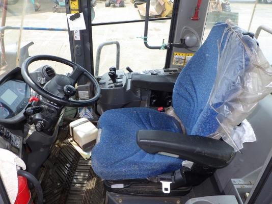 ขายรถตัก ยี่ห้อHITACHI รุ่น ZW180 ขายรถตัก ยี่ห้อHITACHI รุ่น ZW180