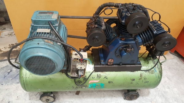 ถูกสุดๆปั้มลม10แรง ไฟ380 พร้อมใช้งาน ราคาเบาๆ