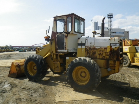 ขายรถตัก ยี่ห้อ KOMATSU รุ่น 510