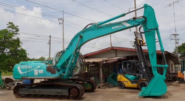 ขายด่วนรถแบคโฮKOBELCO-SK200MARK5มาร์ไฟร์ระบบลายหัวกะแทกรถนอกเพิ่งนำเข้ามายังไม่เคยใช้งานในเมืองไทย