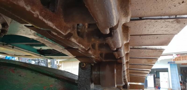 ขายด่วนรถแบคโฮKOBELCO-SK200MARK5มาร์ไฟร์ระบบลายหัวกะแทกรถนอกเพิ่งนำเข้ามายังไม่เคยใช้งานในเมืองไทย