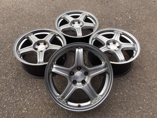 ขายล้อแม็กแท้ JRD Alloy Wheels ขอบ 18 4 ล้อ ราคา 6,900 บาท ขายล้อแม็กแท้ JRD Alloy Wheels ขอบ 18 4 ล้อ ราคา 6,900 บาท