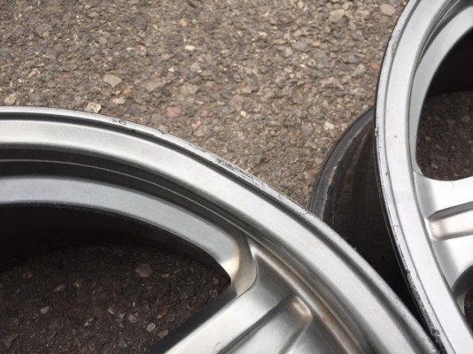 ขายล้อแม็กแท้ JRD Alloy Wheels ขอบ 18 4 ล้อ ราคา 6,900 บาท ขายล้อแม็กแท้ JRD Alloy Wheels ขอบ 18 4 ล้อ ราคา 6,900 บาท