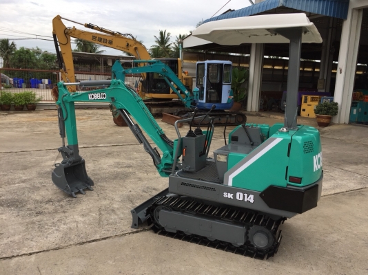 รถขุด Kobelco SK014 มือสอง นำเข้าจากญี่ปุ่น พร้อมใช้งาน