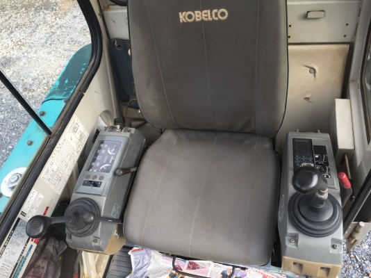 รถขุด kobelco sk030 มีเก๋งเก่าญี่ปุ่นใช้งาน 2,900 ช.ม โทร 086-1602189