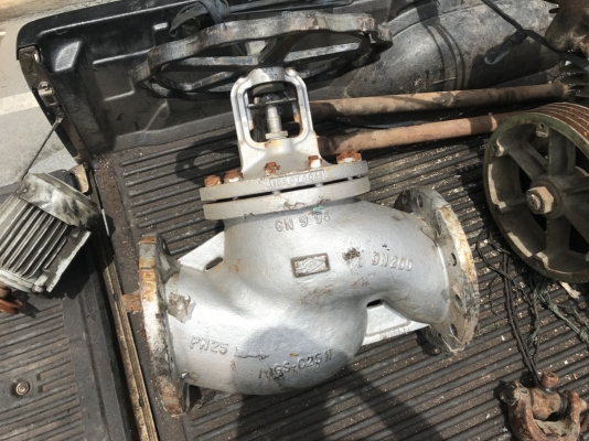 ขายวาล์วน้ำของใหม่ไม่เคยใช้งาน ขนาด 8นิ้ว พร้อมใช้งาน ราคา 5,000 บาท