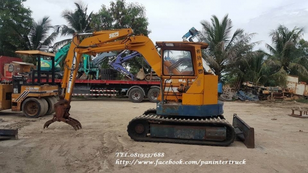 FROM JAPAN สินค้าเก่านอก ขายถูกด่วนๆรถขุด+ตัวคีบHANIX - NISSAN S&amp;B25 III(เทียบเท่า:PC50UU-1)เครื่องยนต์K4M /4 สูบ