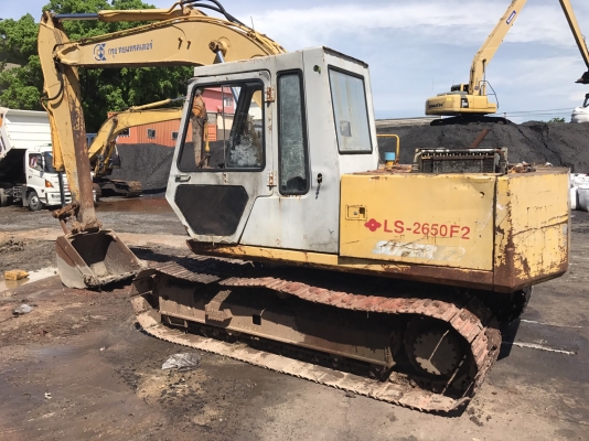 ขายรถแบคโค SUMITOMO 120 LS-265F2 ราคา.295,000 รถใช้งานอยู่ มูม-ฮาร์มสวย เครื่อง ปั้มแรง เฟรมสวย ลูเลอร์แตกบางลูก เอวหลวม โซ้ สะภาพ 70-80\% แผ่นขนาด 70 ขายตามสะภาพ เอกสารซื้อขาย สนใจนัดลองรถได้ที่ 081-3531946 ต่อ.บางนา &amp; ID-LINE รใช้งานอยู่ที่ จ.สมุทรปร