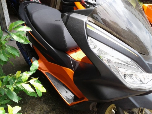 ขาย Honda PCX 150 ปี 60 รถวิ่งไปเจ็ดพันกว่าโล เครื่องดีเดิมๆ ชุดสีสวย มีรอยข่วนเป็นเส้นด้านซ้ายหน่อย ขาย Honda PCX 150 ปี 60 รถวิ่งไปเจ็ดพันกว่าโล เครื่องดีเดิมๆ ชุดสีสวย มีรอยข่วนเป็นเส้นด้านซ้ายหน่อย
