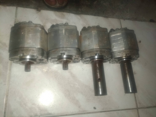 แม่ปั๊มไฮดรอลิก4ตัว