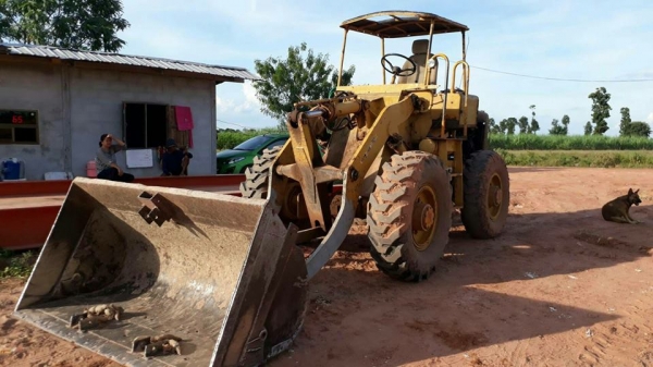 ขายรถตัก KOMATSU JH30 เอวอ่อน ต่อแขนเครื่องEH700 สภาพพร้อมทำงานยางดี