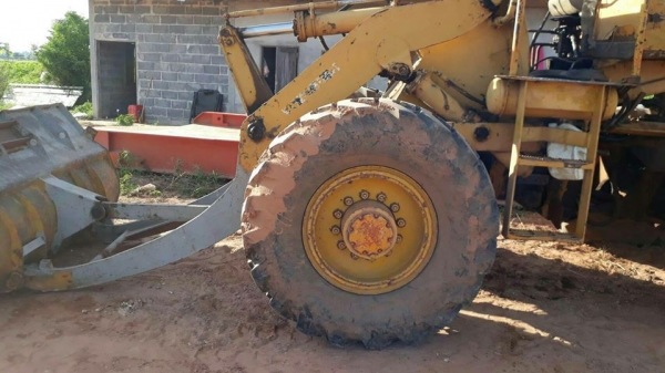 ขายรถตัก KOMATSU JH30 เอวอ่อน ต่อแขนเครื่องEH700 สภาพพร้อมทำงานยางดี