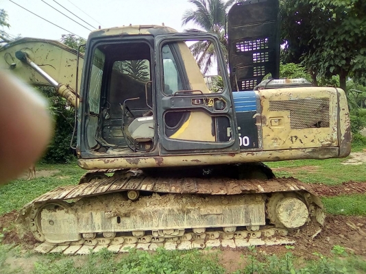 ขายด่วน KOMATSU PC200-6 สภาพพร้อมใช้งาน เครื่องคัมมิ้น โซ่ช่วงล่างสวย เอกสารสัญญาซื้อขาย รถทำงานดี ส