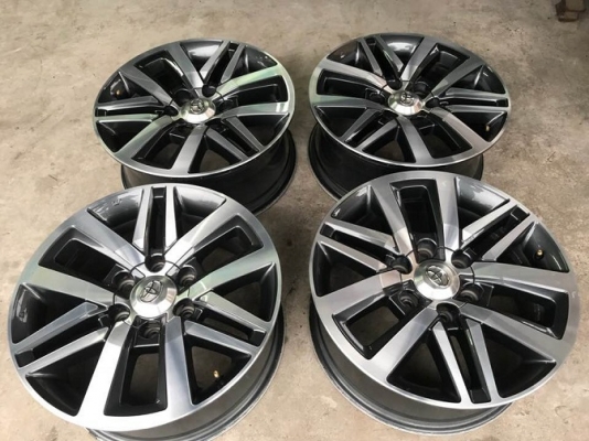 ขายแม็กขอบ18 ถอดสภาพสวยพร้อมน๊อตแท้