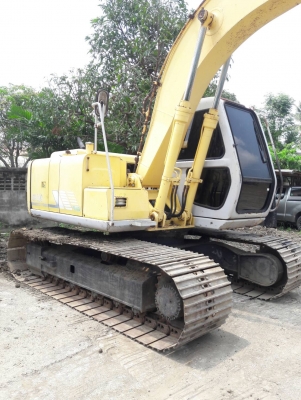 ขายจ้า..SUMITOMO SH120A1  เก่านอกแท้  เดิมๆๆ  แทรคใหญ่ 70  มีลายแย๊ก  4,XXX  ชั่วโมง  พร้อมใช้  โทร 089-3818694  จ๊อย