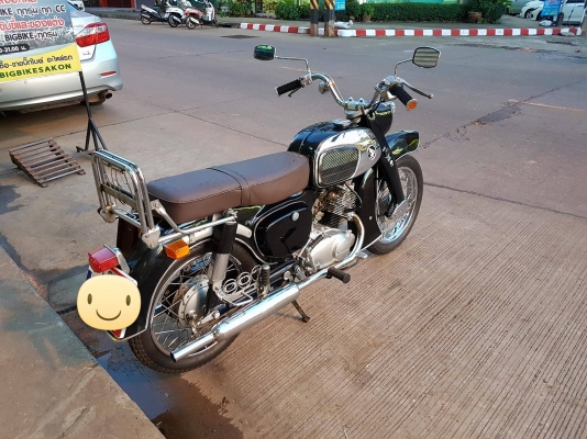 ขาย HONDA C95 สวยๆเดิมๆทั้งคัน สตาร์ทมือ เอกสารออกใบซื้อขาย ราคา 45000 บาท ส่งได้ทั่วไทยคับ สนใจติดต