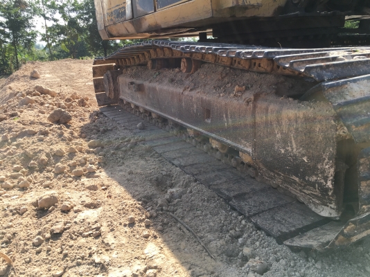 ขายแบคโฮ CAT E200B ขายแบคโฮ CAT E200B