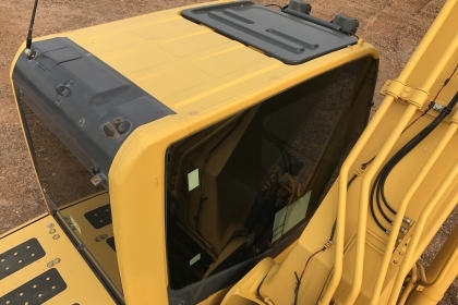 ขาย!! >>> Komatsu Pc200 รุ่น 8 MO ไมล์ 6,200 ชั่วโมง สวยเต็ม <<< เบอร์ติดต่อ 098-7155789 086-4631102