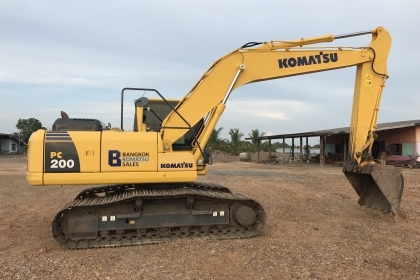 ขาย!! >>> Komatsu Pc200 รุ่น 8 MO ไมล์ 6,200 ชั่วโมง สวยเต็ม <<< เบอร์ติดต่อ 098-7155789 086-4631102