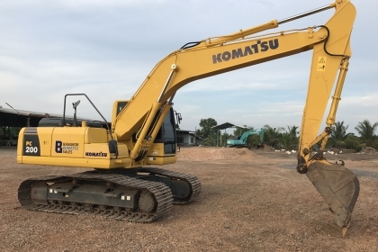 ขาย!! >>> Komatsu Pc200 รุ่น 8 MO ไมล์ 6,200 ชั่วโมง สวยเต็ม <<< เบอร์ติดต่อ 098-7155789 086-4631102
