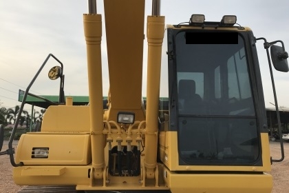 ขาย!! >>> Komatsu Pc200 รุ่น 8 MO ไมล์ 6,200 ชั่วโมง สวยเต็ม <<< เบอร์ติดต่อ 098-7155789 086-4631102