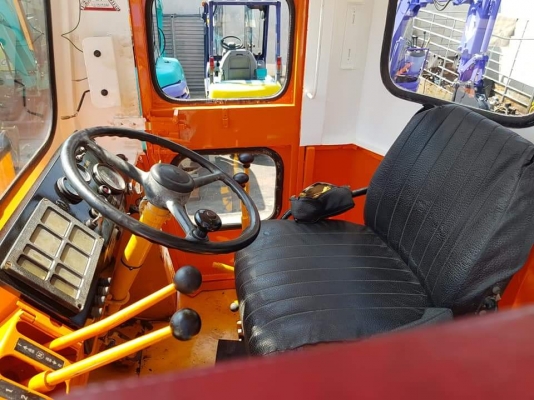 รถตัก KOMATSU 510 เก่าญี่ปุ่นไม่เคยใช้งานในไทย เครื่องยนต์4D105 เอวดี เครื่องยนต์ดีมาก ปั้มทอร์คและปั้มHYDสมบูรณ์ กรองคู่ สภาพดีพร้อมใช้งาน ราคา 680,000บาท ชั่วโมงการใช้งาน 6,000 ชม.รับรองคุณภาพ #KPGแทรคเตอร์สนใจโทร 092-9938255 081-8416818 ติดต่อสอบถามได้