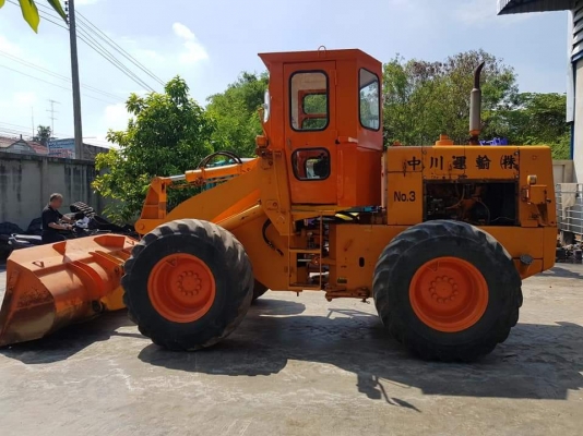 รถตัก KOMATSU 510 เก่าญี่ปุ่นไม่เคยใช้งานในไทย เครื่องยนต์4D105 เอวดี เครื่องยนต์ดีมาก ปั้มทอร์คและป