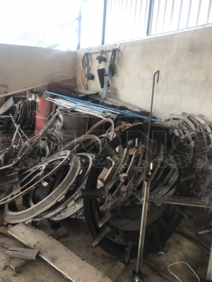 ขายด่วน อุปกรณ์ หล่อเสา หล่อท่อ  มีหลายขนาด ขายเหมาเลิกกิจการ 120000 บาท